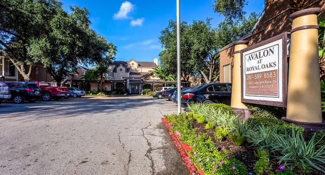Avalon at Royal Oaks