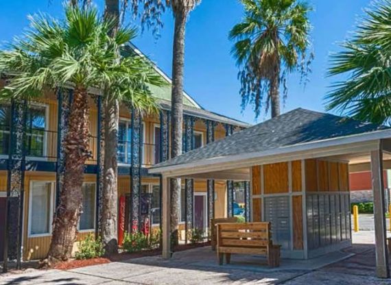 Casa Verde Apartments